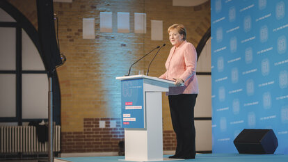 Für Bundeskanzlerin Merkel war es "trotz politischen Meinungsverschiedenheiten" ein persönliches Anliegen an der Feier teilzunehmen.