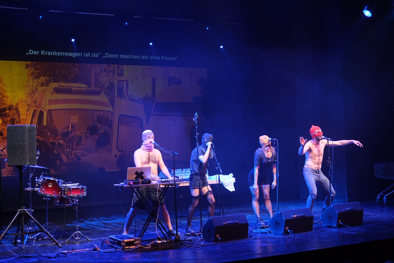 Pussy Riot im Staatstheater Wiesbaden
