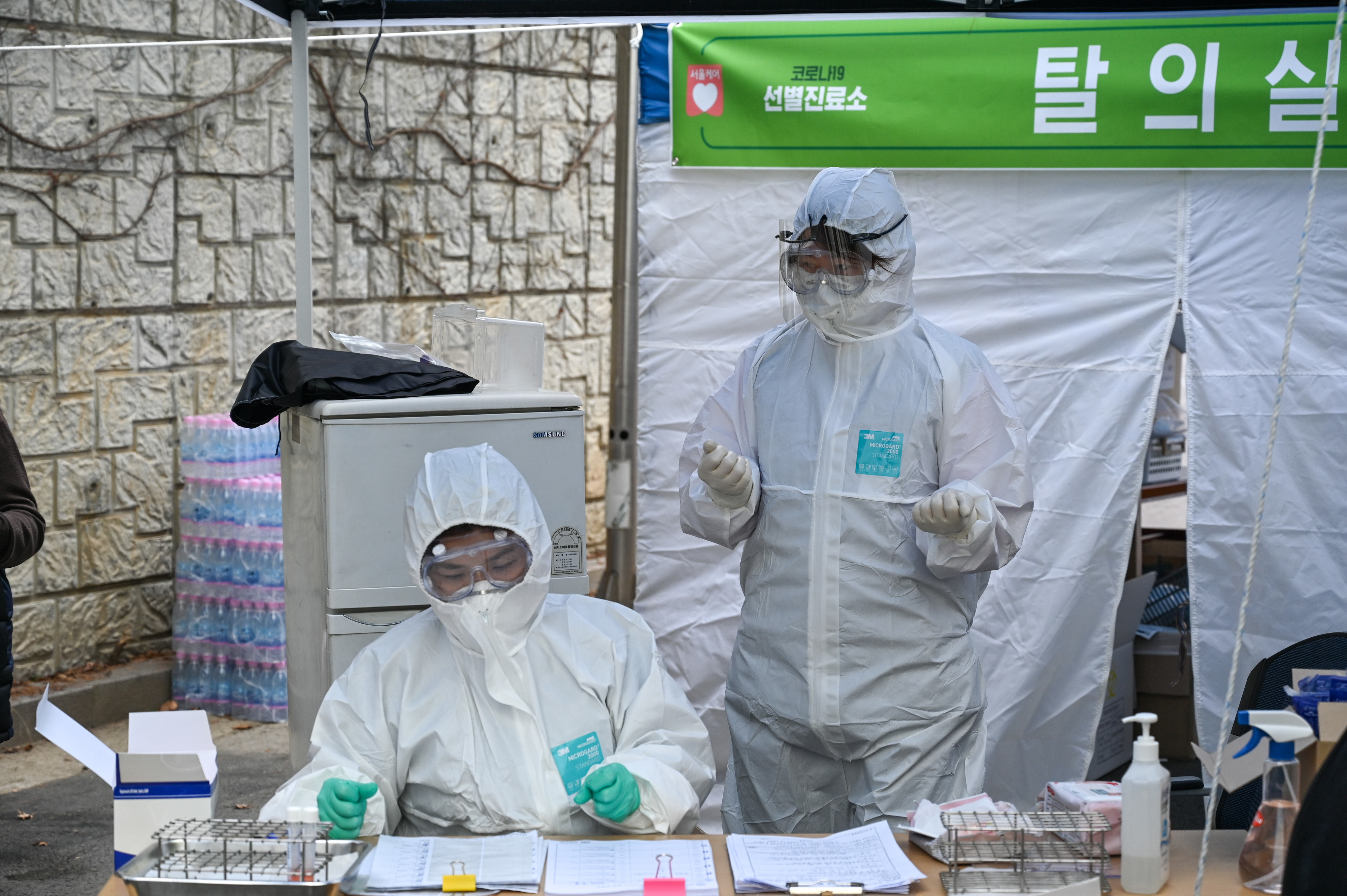 Drive-Thru-Coronavirus-Testzentrum in Seoul