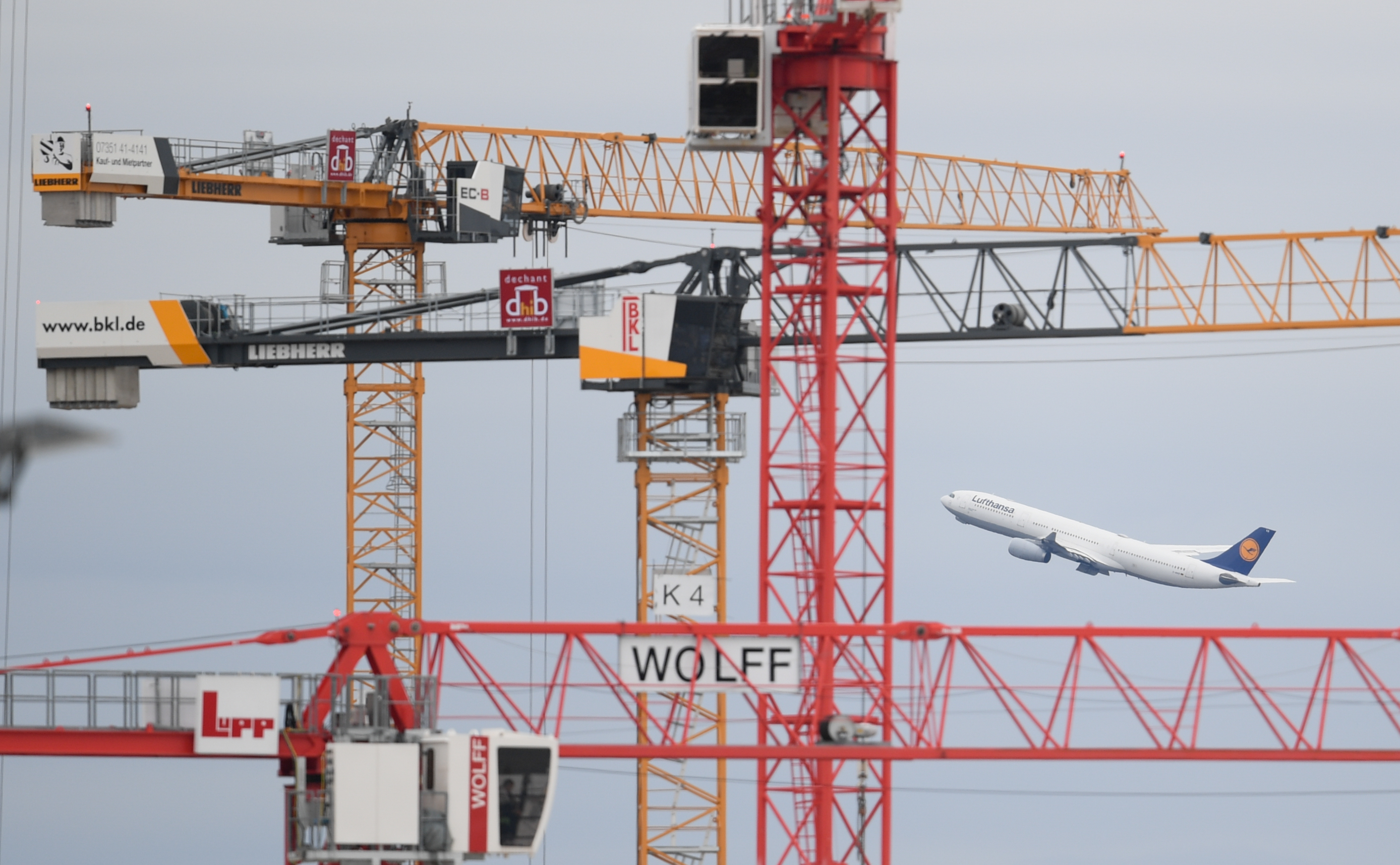 WIRTSCHAFTSKRISE NACH CORONA - WIE GEHT ES WEITER?