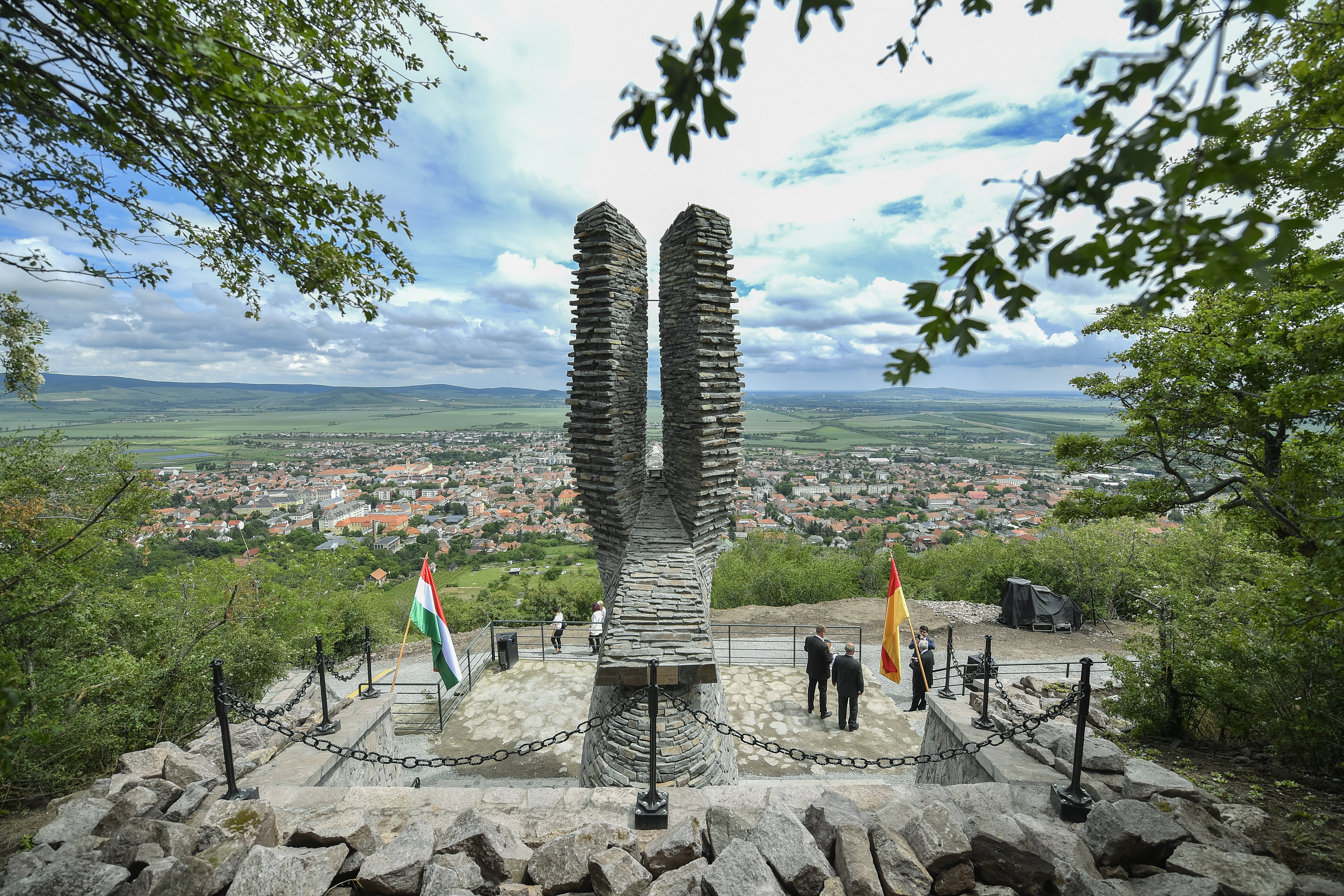 Statue des ungarischen Bildhauers Peter Matl 