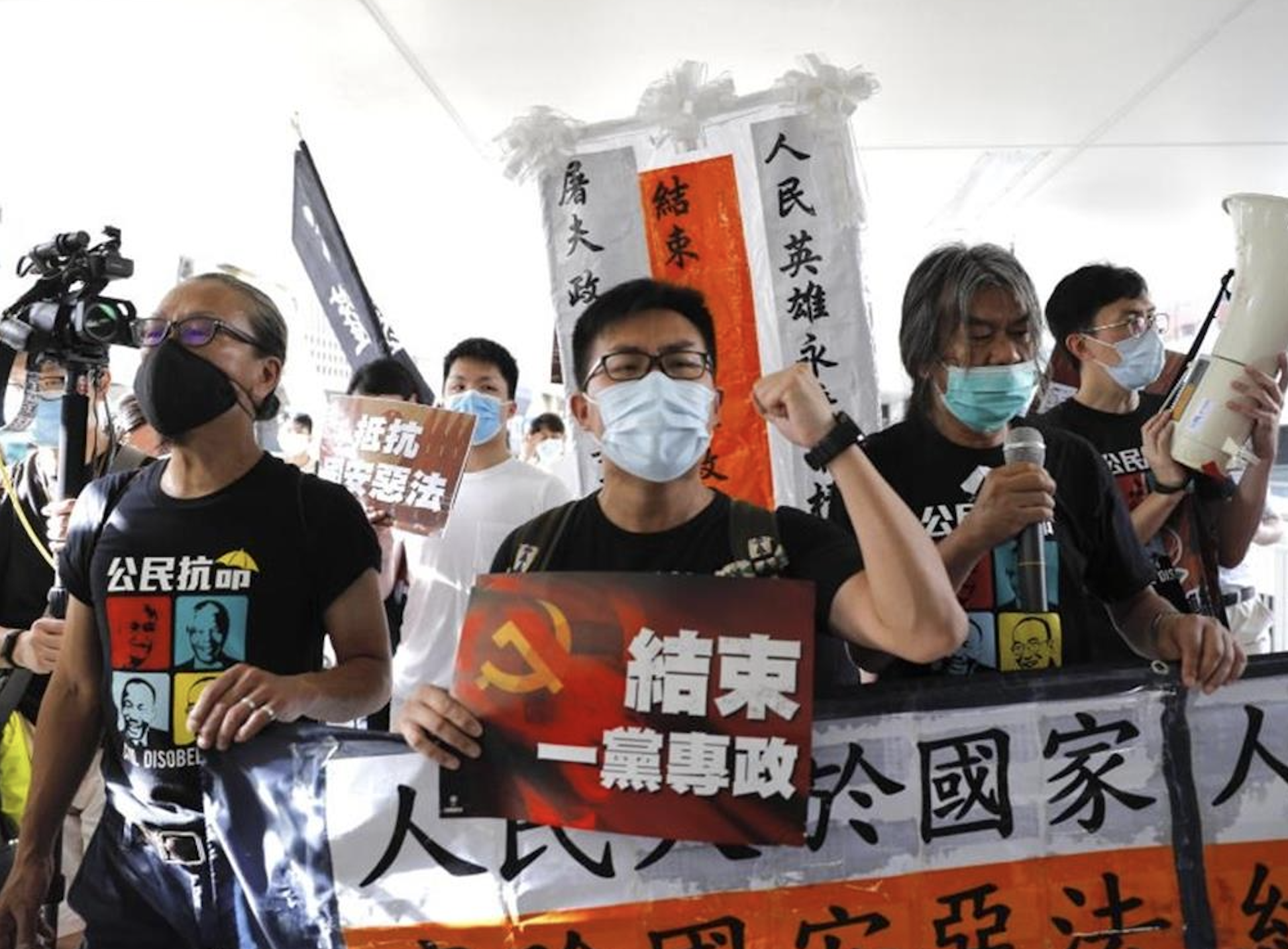 Demonstranten protestieren gegen das Sicherheitsgesetz in Hongkong