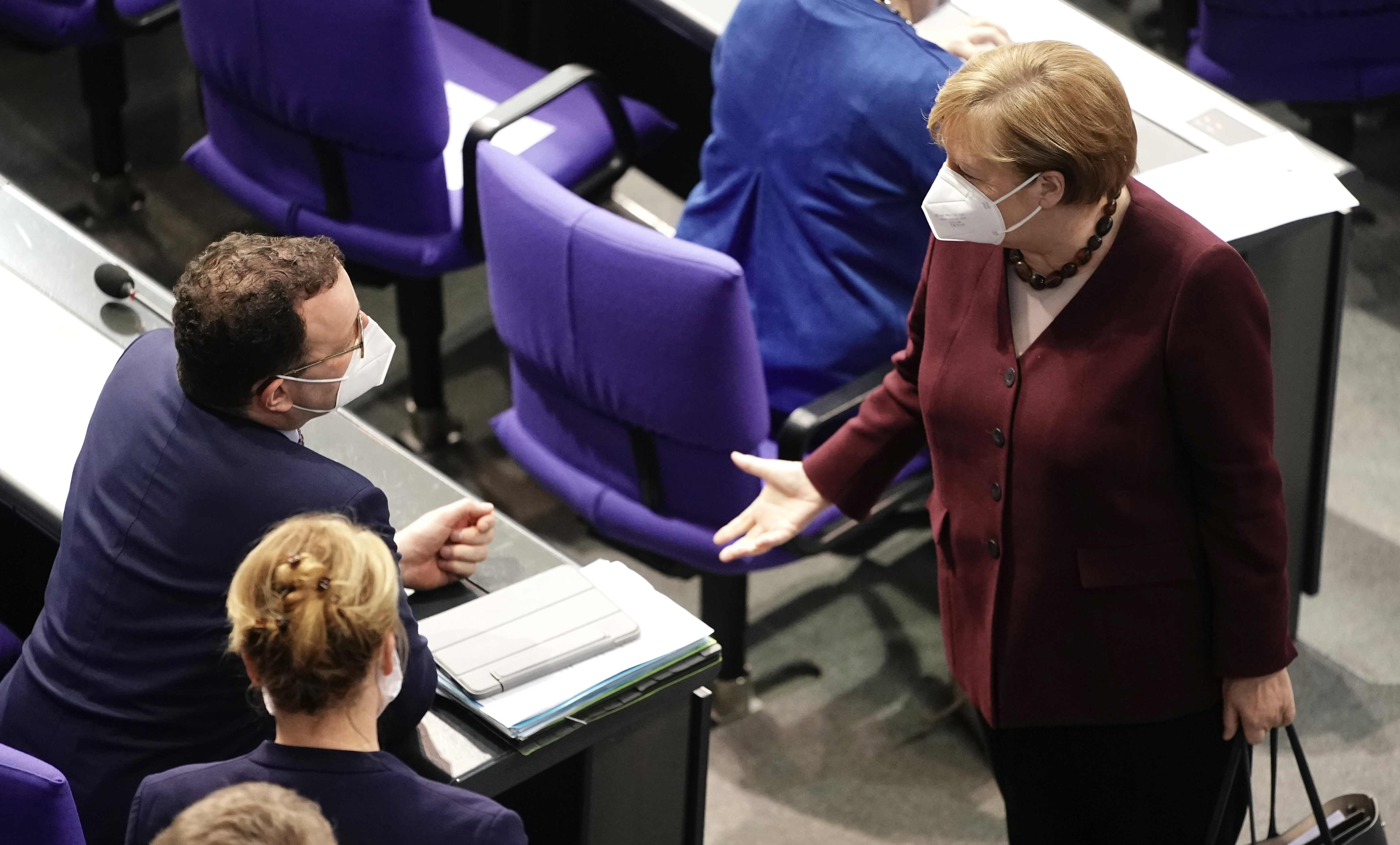 Merkel Spahn Corona Lockdown