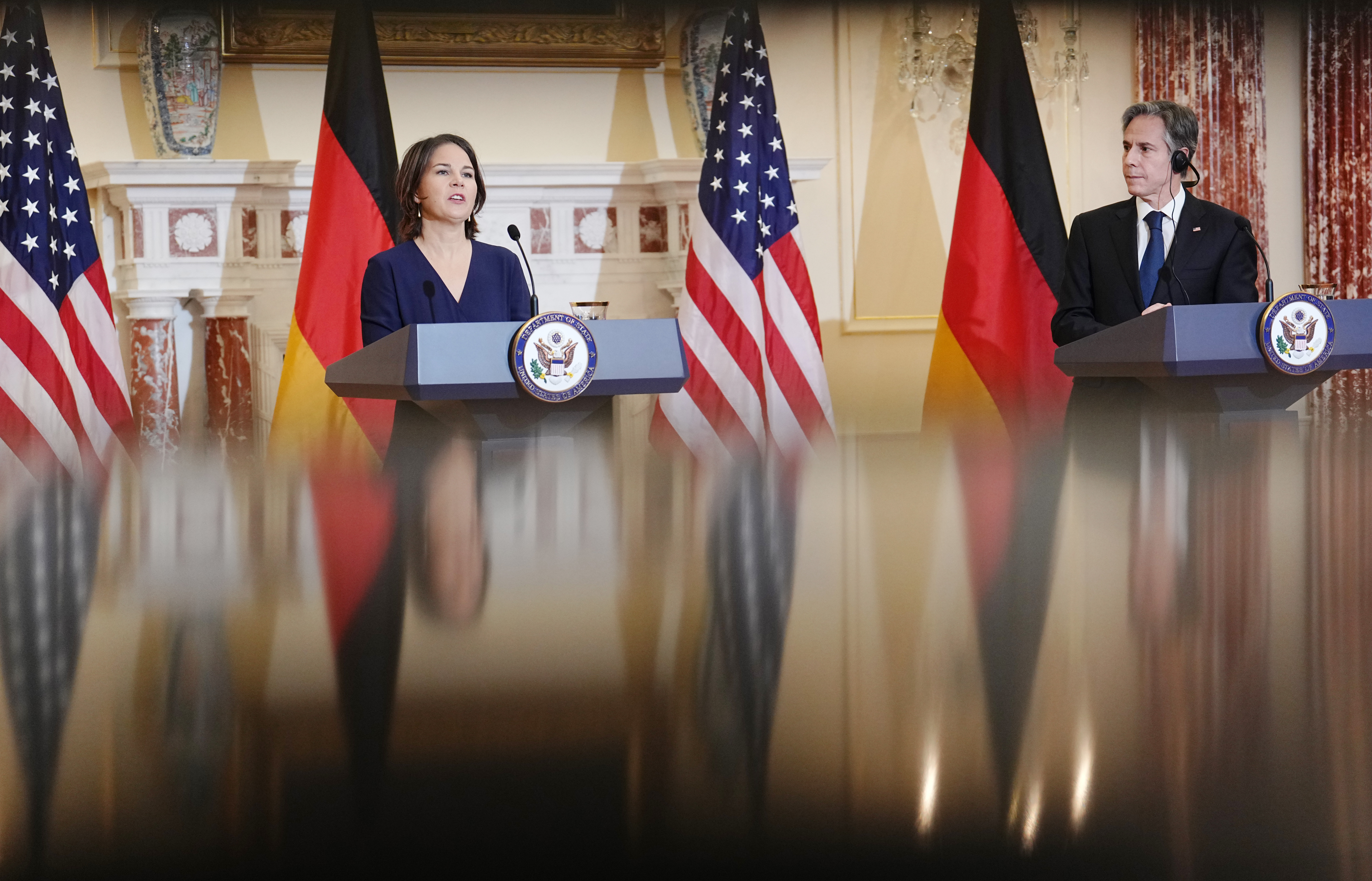 Außenministerin Annalena Baerbock (Bündnis 90/Die Grünen) gibt zusammen mit US-Außenminister Antony Blinken eine Pressekonferenz.