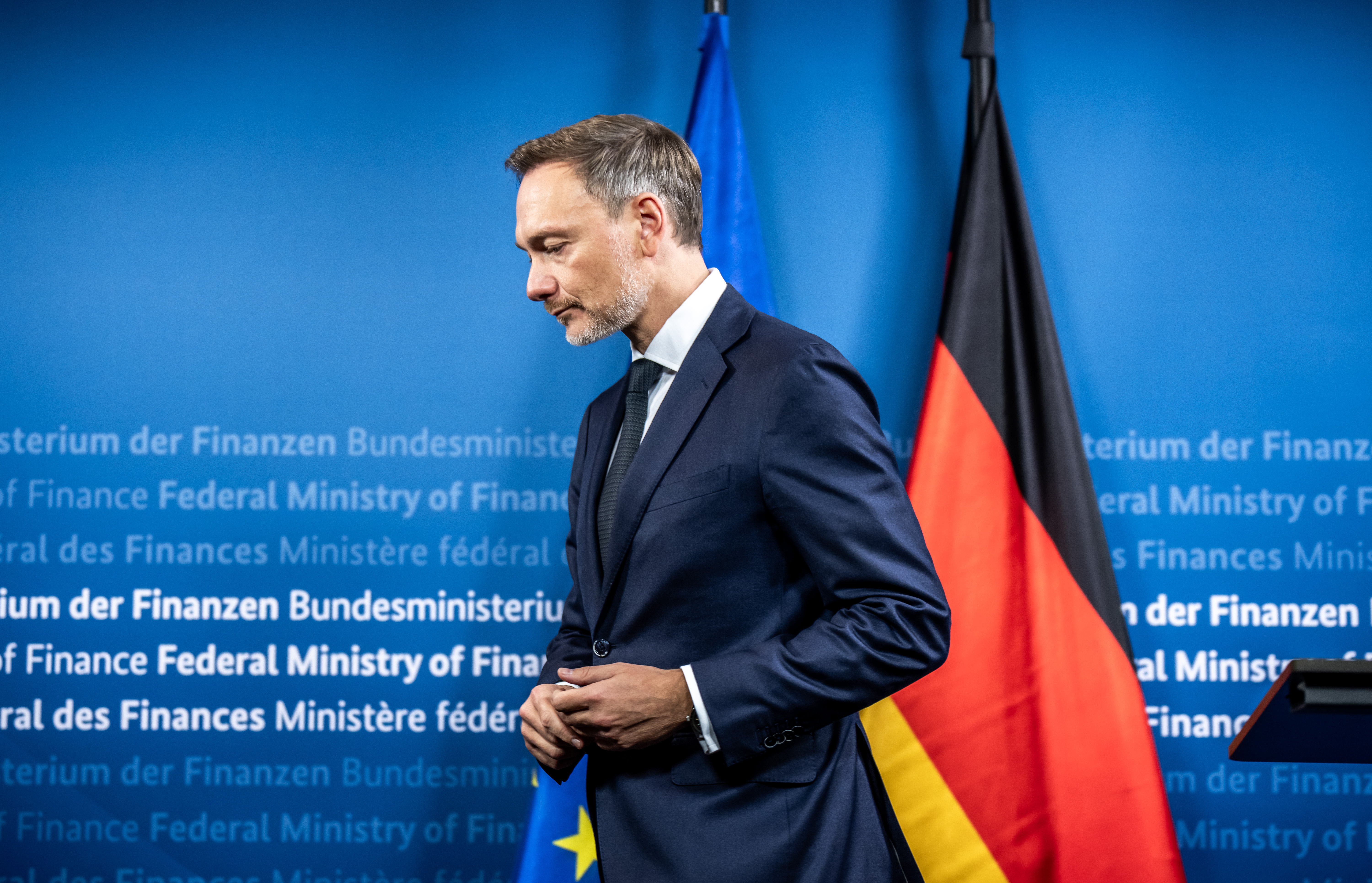 Christian Lindner (FDP), Bundesminister der Finanzen, gibt ein Pressestatement zu den Auswirkungen des Urteils des Bundesverfassungsgerichts zur Verwendung von Haushaltsmitteln. 