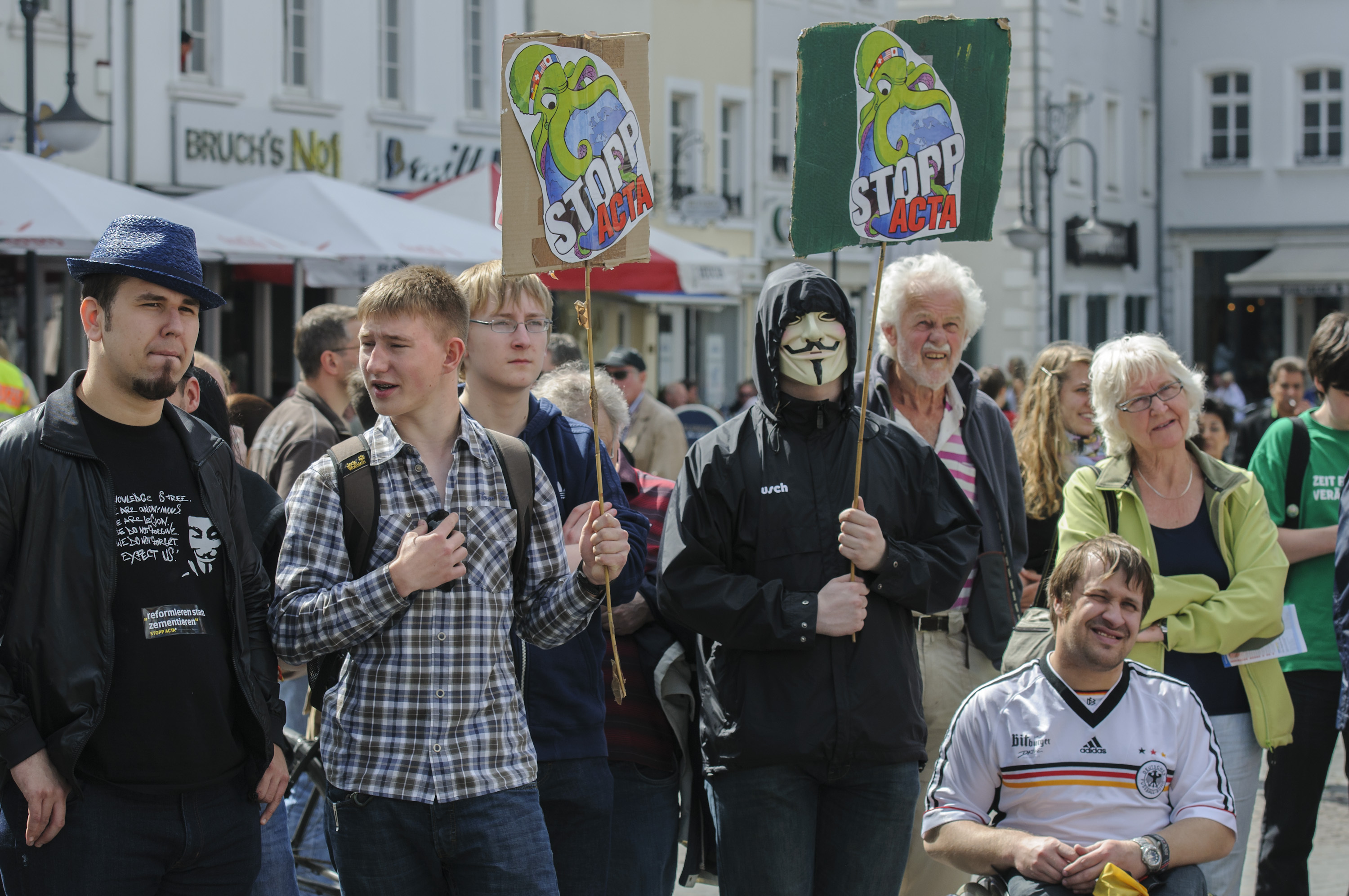 Demonstration gegen das ACTA-Abkommen