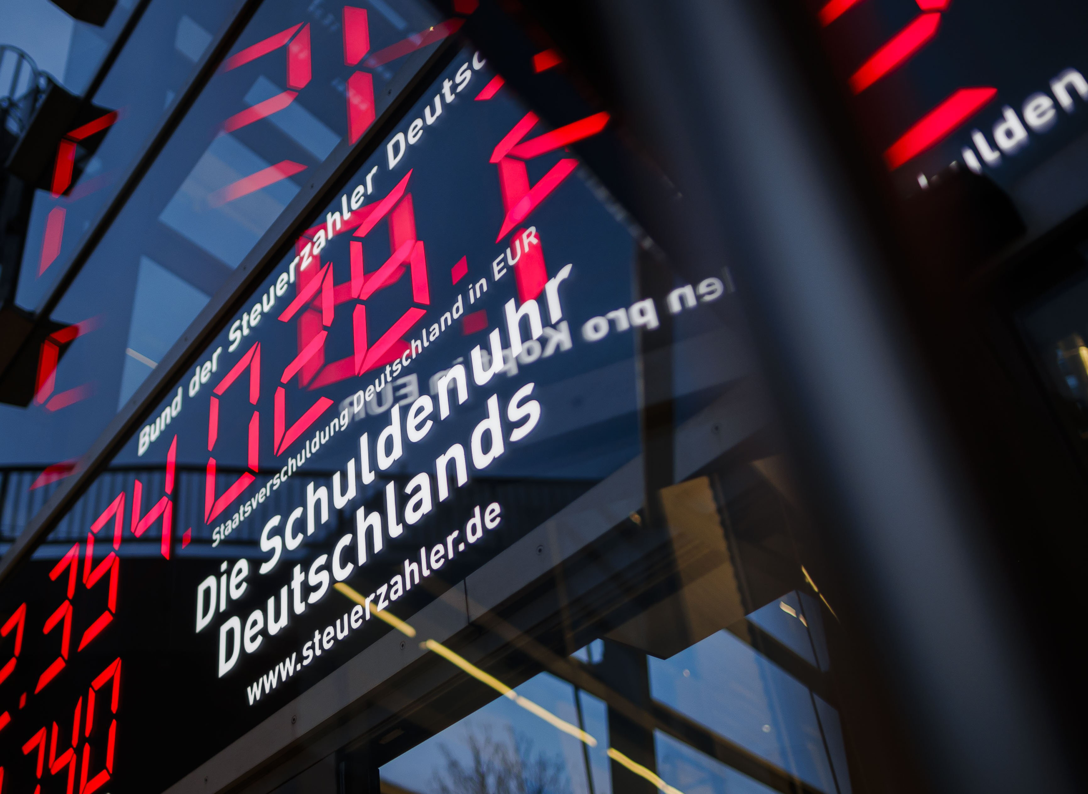 Die Schuldenuhr Deutschlands vom Bund der Steuerzahler