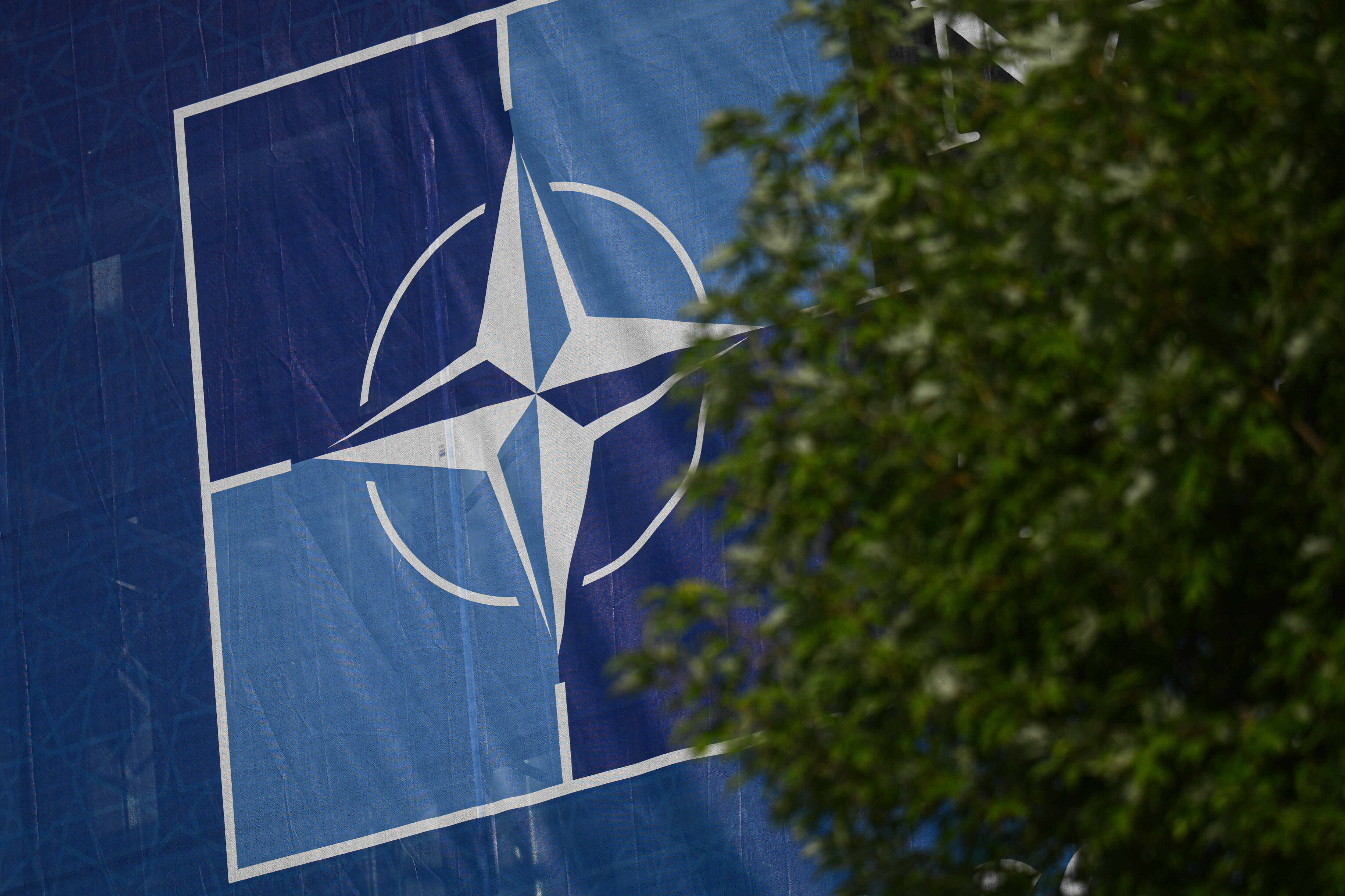 NATO-Flagge zum NATO-Gipfel in Ankara