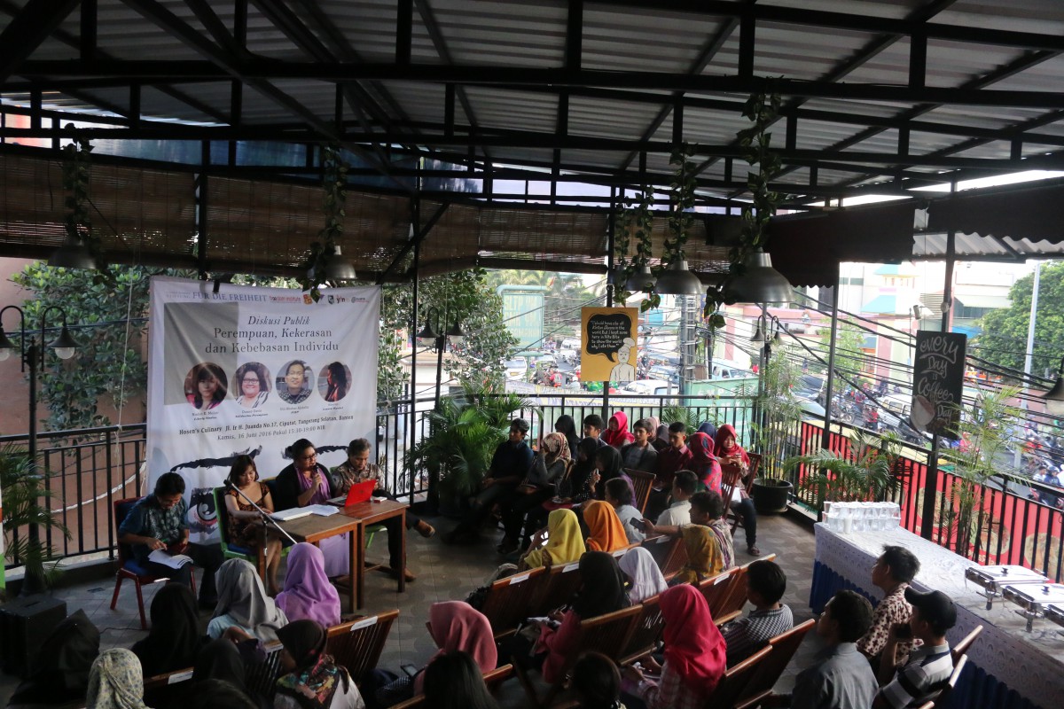 Diskusi Publik “Perempuan, Kekerasan dan Kebebasan Individu”, Hosen’s Culinary