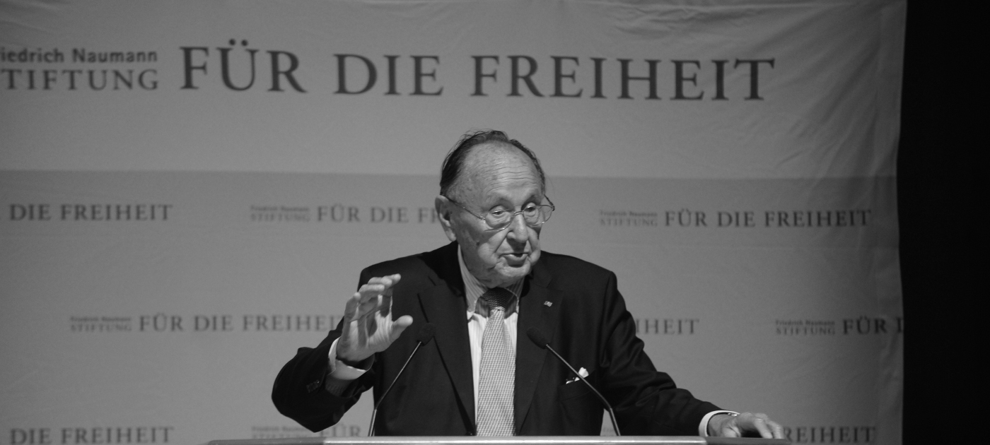 Hans-Dietrich Genscher bei der Stiftung für die Freiheit. 