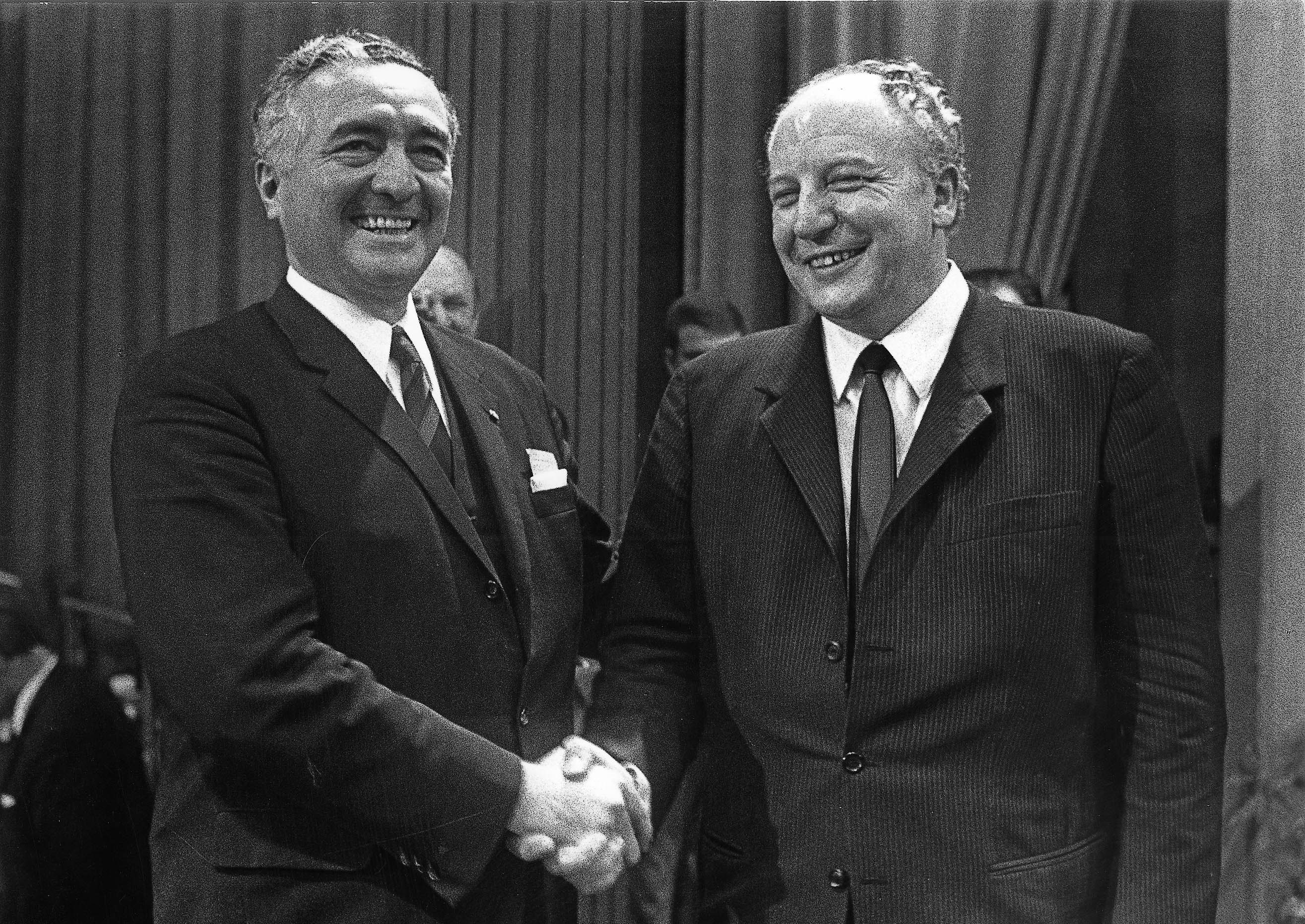 Erich Mende und Walter Scheel, FDP-Bundesparteitag 1968 in Freiburg