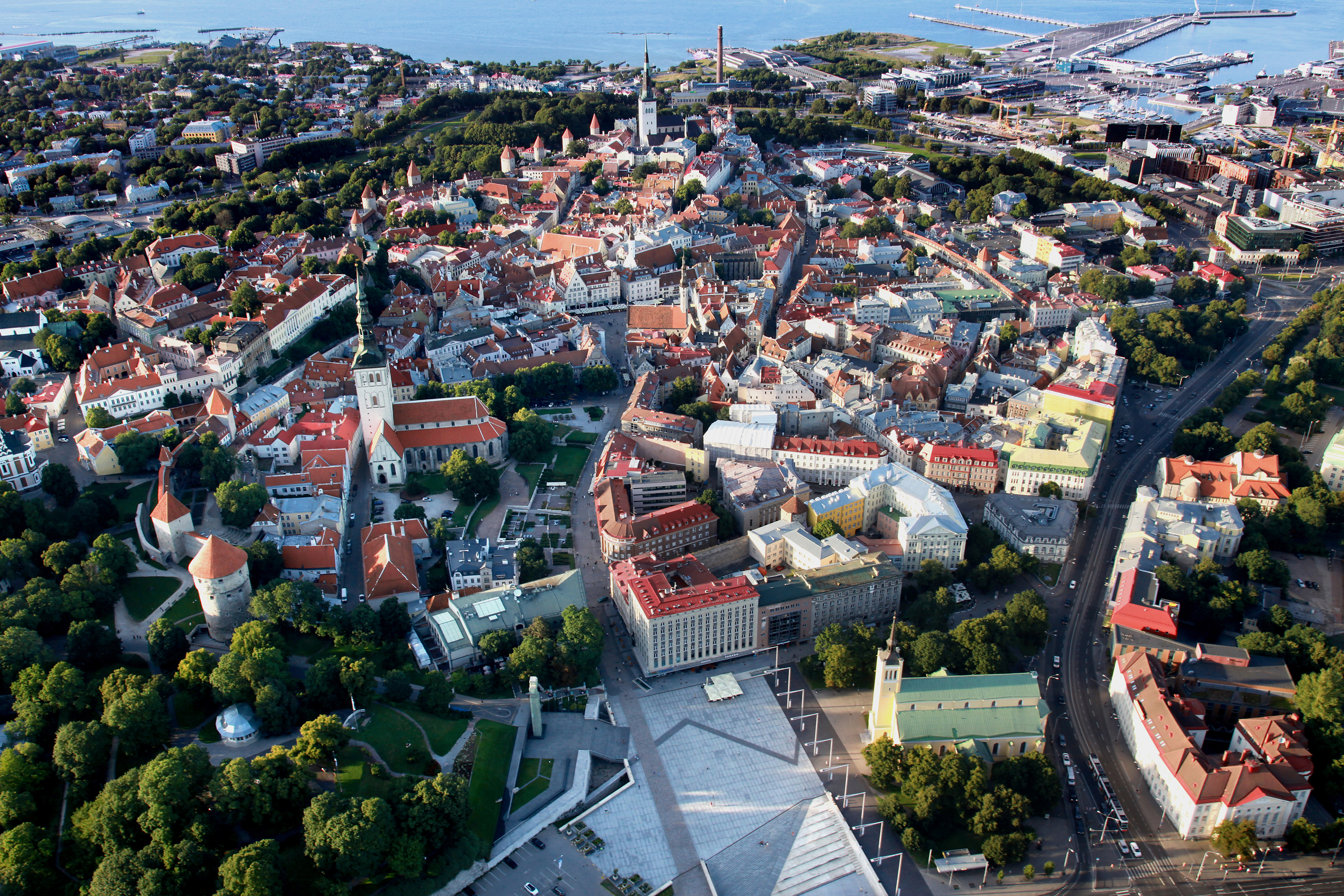Tallinn as namesake for Russian air force regiment 