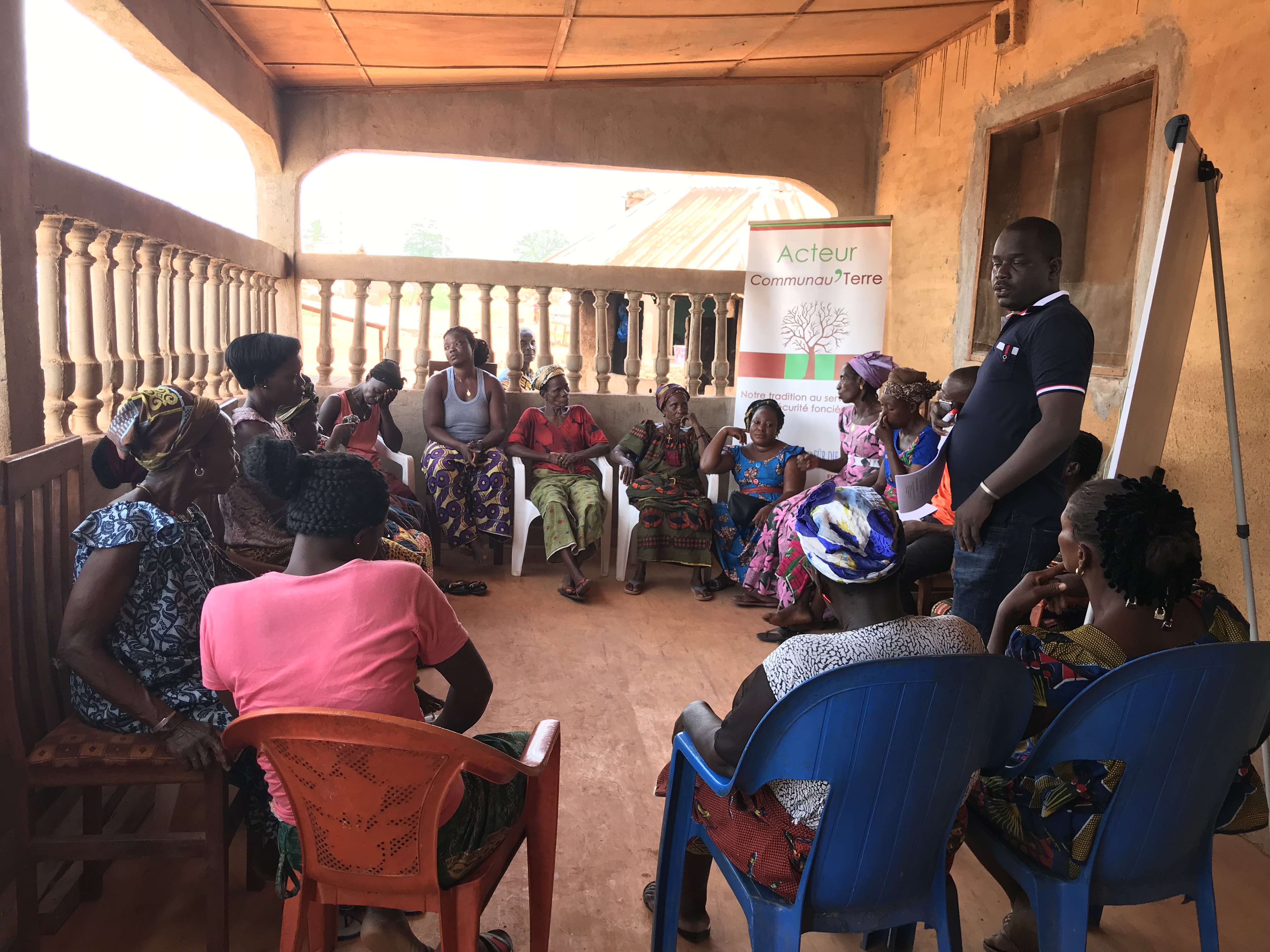 Die FNF im Einsatz für die Sicherung von Eigentums- und Landrechten der ländlichen Bevölkerung in der Elfenbeinküste.