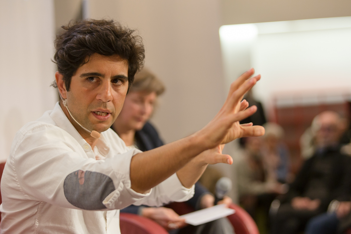 n der arabischen Jugend ist Jaafar Abdul Karim ein Medienstar.