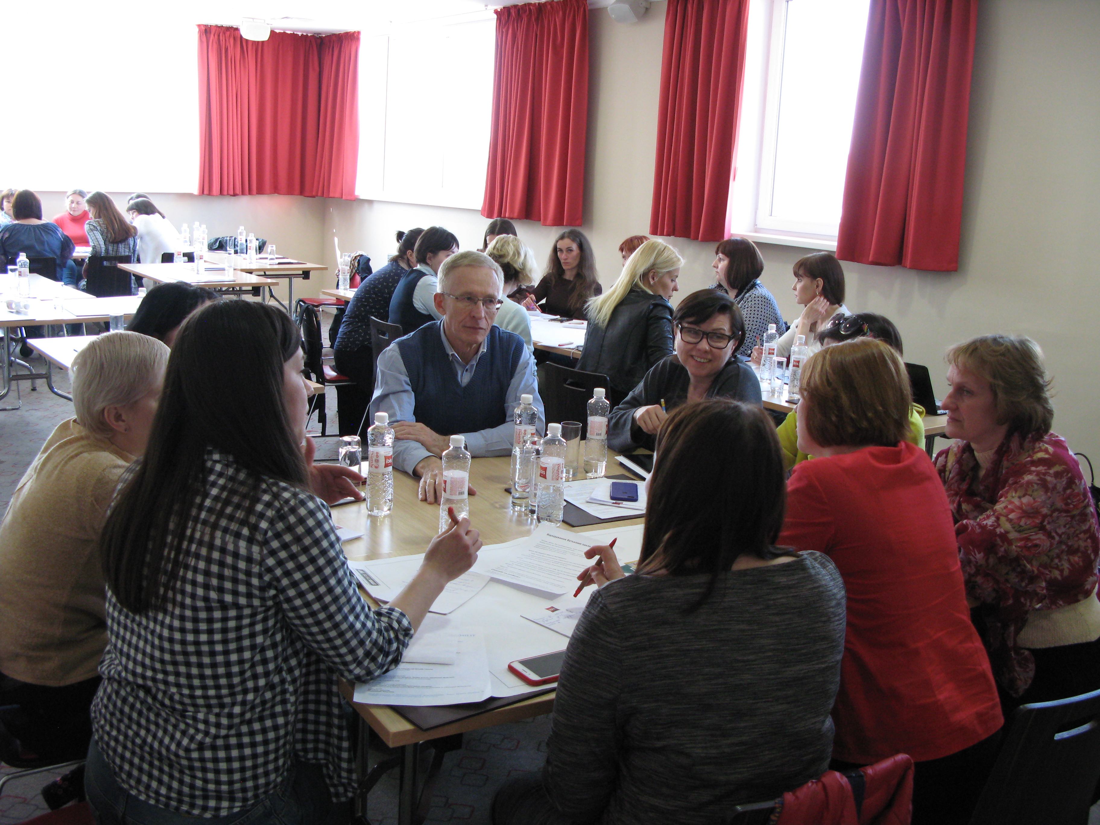 Батьки і школа: спільно створюємо правила комунікації