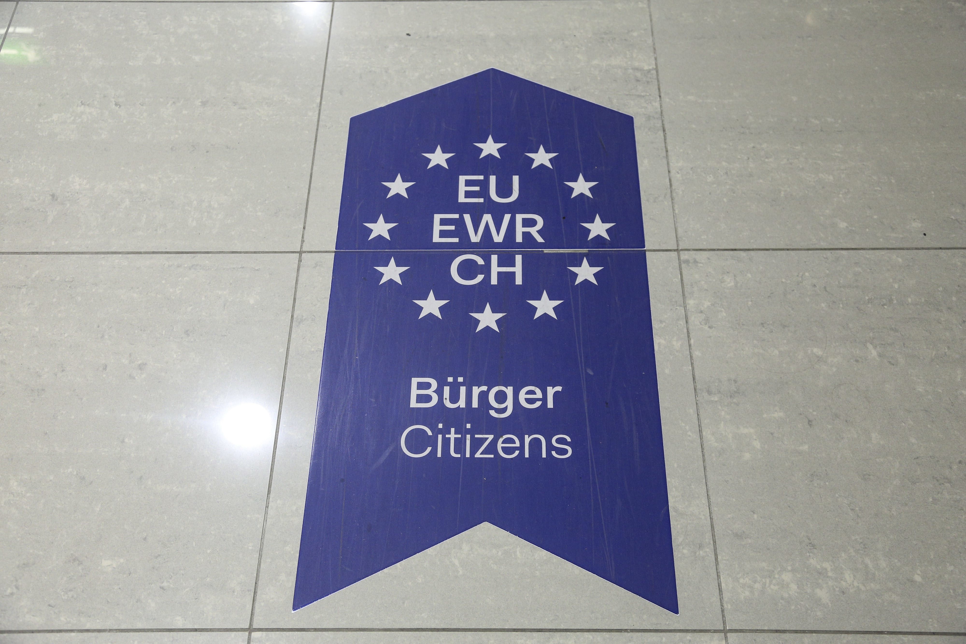 Im EU-Vertrag ist 1992 die Unionsbürgerschaft geschaffen worden. Jeder Staatsangehörige eines EU-Mitgliedsstaates gilt demnach als Unionsbürger.