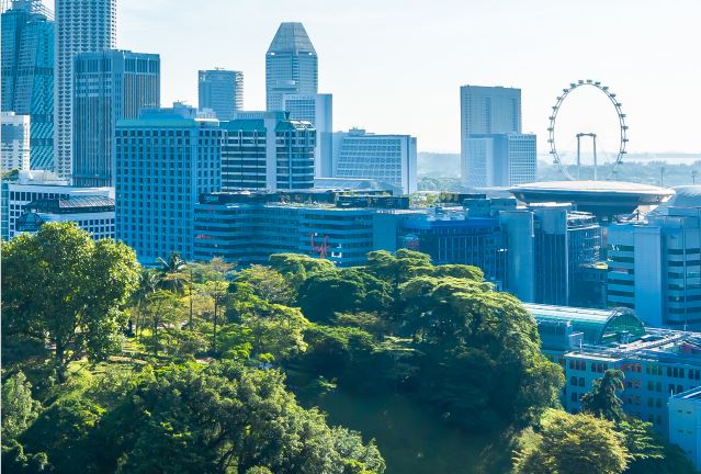 Sampul Buku Membangun Kota Rendah Karbon, 2019