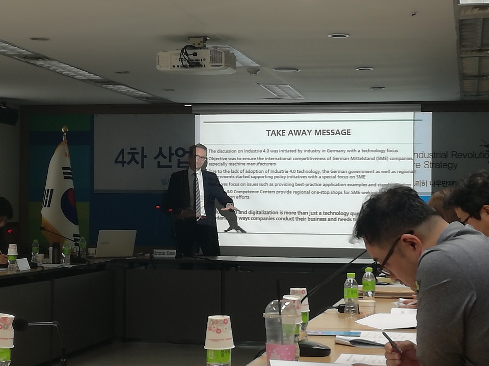 special lecture by CB