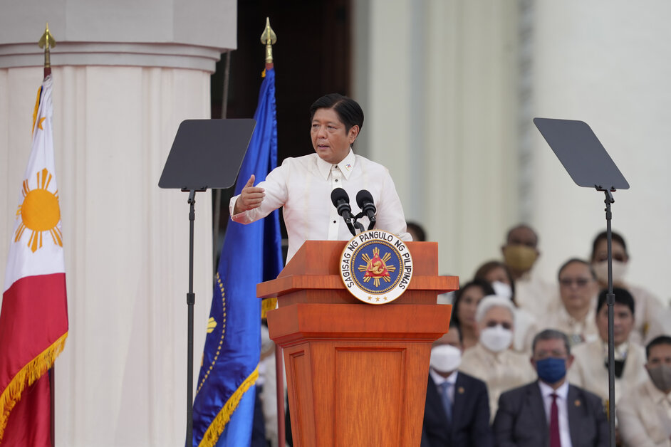 Philippines: Dictator's son Marcos Jr. sworn in as Philippine President