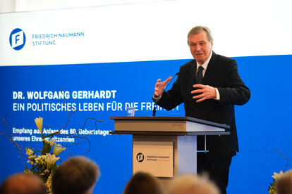 FNF-Ehrenvorsitzenden Wolfgang Gerhardt