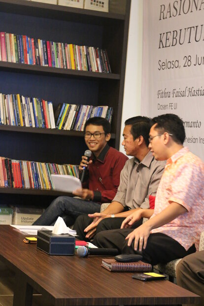 Diskusi Publik “Rasionalitas Kenaikan Harga Kebutuhan Pokok”