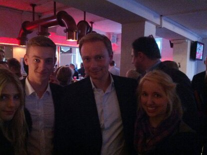 Stefan Piech, Anak Muda di Dunia Politik, Praktikan FNF Indonesia, Jerman