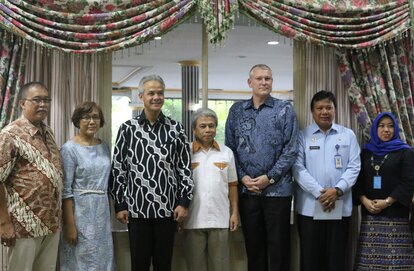 Perwakilan FNS, LeGePe, Kemenkumham bersama Ganjar Pranowo