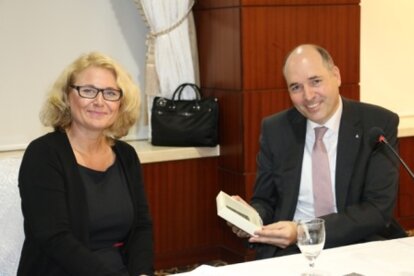 FNF scholarship department’s staff member Kathleen Klotchkov visited Korea