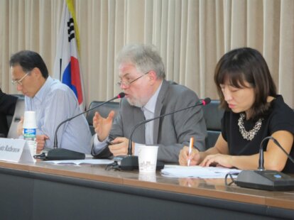 How to deal with the heritage of dictatorship