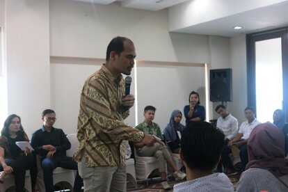 Sesi Diskusi Bersama Planolog Andy Simarmata