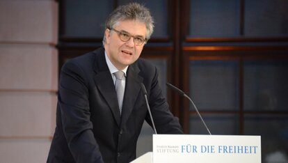 Anniversary - Dr. Ludwig Theodor Heuss, Vice chairman of the Board of Trustees, Gives the Closing Speech