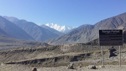 Der Nanga Parbat im Himalaya ist mit 8126 m neunthöchster Berg weltweit und gilt als sehr schwierig zu besteigen.