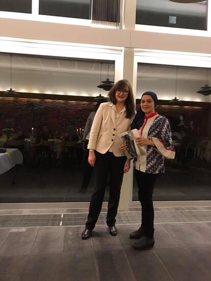 Pemberian Sertifikat telah mengikuti seminar dan workshop Safeguarding Freedom in The Digital World oleh Bettina Solinger