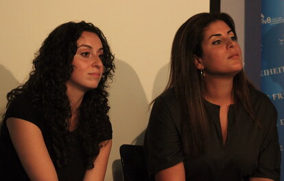 Henrietta Singer (links) und Sara Neumann (rechts)