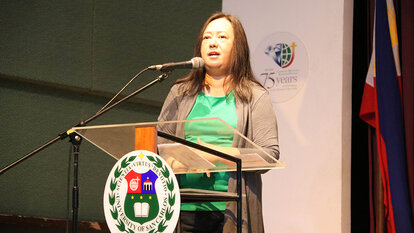 IAF Alumni fellow and Sunstar Cebu Editor Isolde Amante