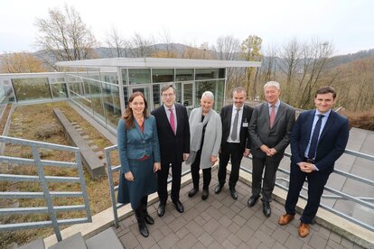 Annett Witte (Liberales Institut), Prof. Dr. Karl-Heinz Paqué, Prof. Dr. Ewald Grothe, Ina Albowitz (ehemalige Parlamentarische Geschäftsführerin der FDP-Bundestagsfraktion), Prof. Dr. Eckart Conze (stellv. Kuratoriumsvorsitzender der Wolf-Erich-Kellner-G