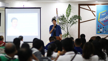 FNF Philippines' Wolfgang Heinze addresses the crowd