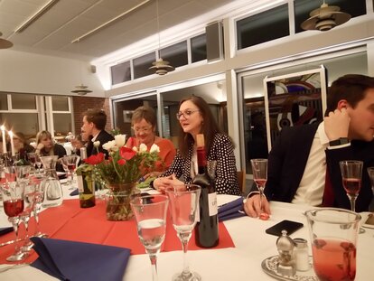 Makan Malam Perpisahan