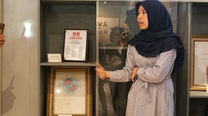 Penjelasan dari Fasilitator di Omah Munir