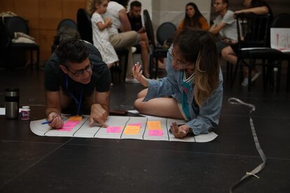 Be Free Israel's 'Tashtit' Seminar in Ashdod with 100 Participants