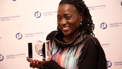 Dr. Auma Obama erhielt den 5. Walter-Scheel-Preis