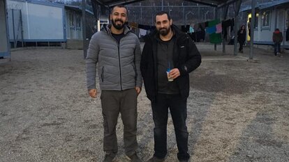 Cagdas Kaplan mit einem anderen kurdischen Journalisten