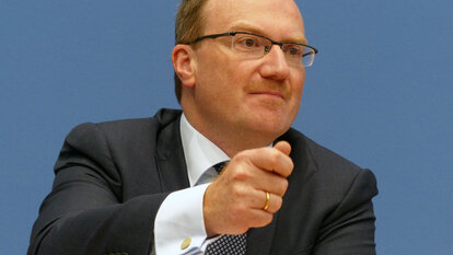 Lars Feld