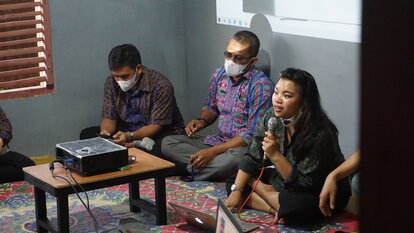 Narasumber Putri Potabuga dari Climate Institute