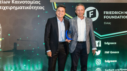 Ο Γιάννης κι ο Ευθύμης Αναστασίου από τη FREZYDERM