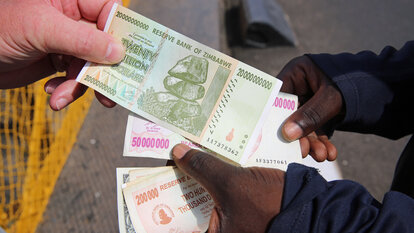 Zimbabwe currency