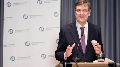 Prof. Dr. Karl-Heinz Paqué  Vorstandsvorsitzender der Friedrich-Naumann-Stiftung für die Freiheit
