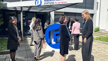 Vietnam Women Union visits FNF Headquarters