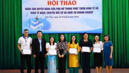 Certificate of appreciation presented to the speaker by the organizers