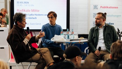 Lydia Hüskens, Alexander Görlach und Sven Gerst im Gespräch